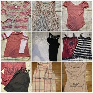Lot of juniors/woman’s small. 25 pieces
